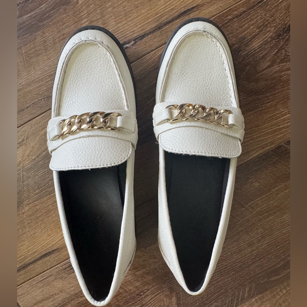 White Loafer Flats with Gold Chain Detail